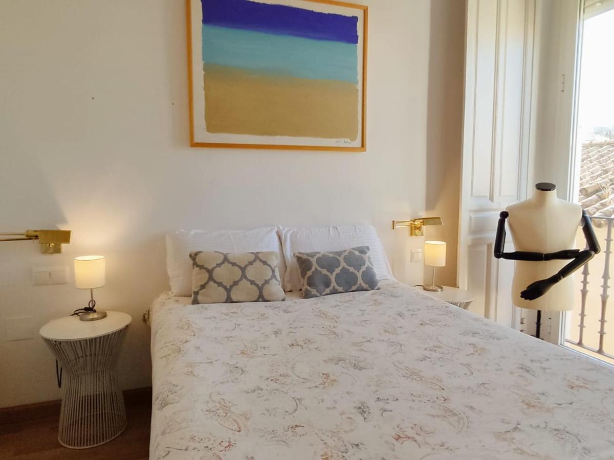 Homeyseville- Lovely Apartment In Seville City Center, Parking Optional المظهر الخارجي الصورة