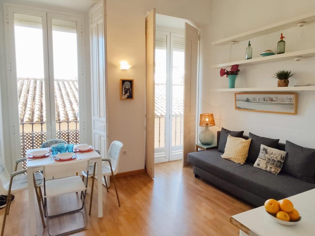 Homeyseville- Lovely Apartment In Seville City Center, Parking Optional المظهر الخارجي الصورة