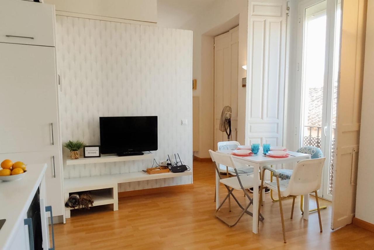 Homeyseville- Lovely Apartment In Seville City Center, Parking Optional المظهر الخارجي الصورة